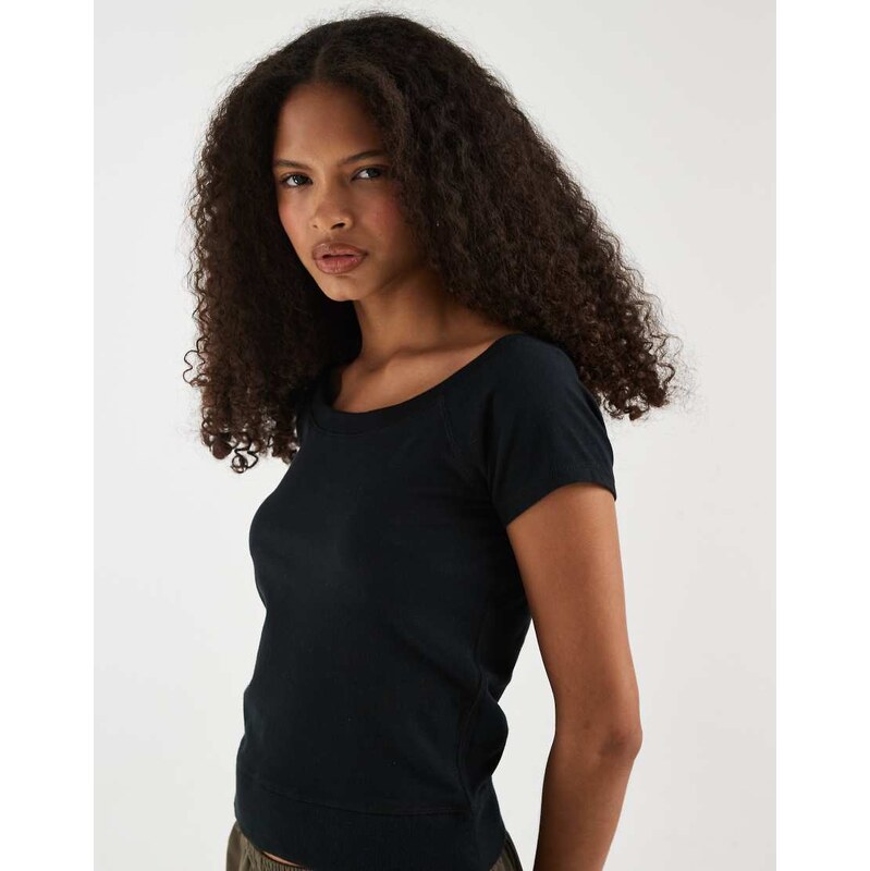 Hollister scoop neck top in black