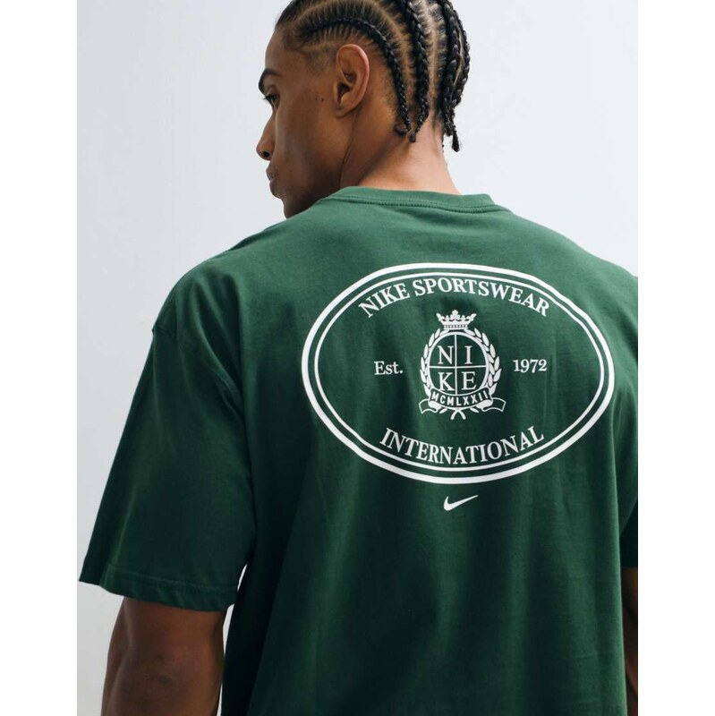 Nike Club NCC backprint logo t-shirt in green