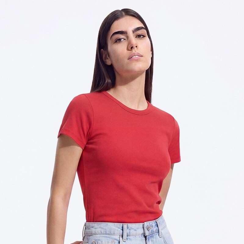 Reserved - Tričko slim fit s modalem - červená