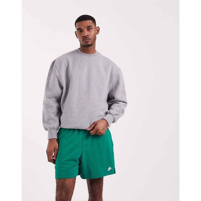 Nike Club French Terry shorts in green