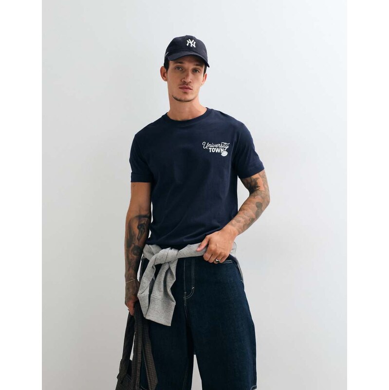 Gant graphic text short sleeve t-shirt in dark blue