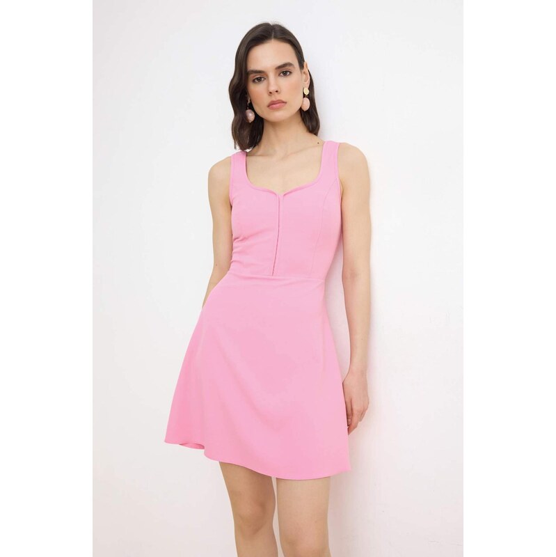 Trendyol Šaty pink