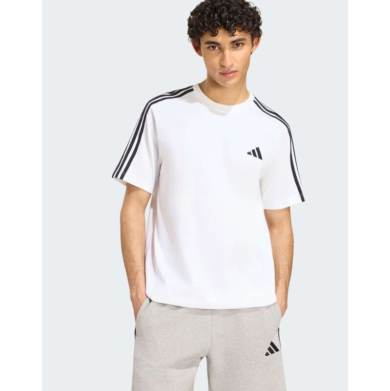 adidas performance Essentials 3-stripes single jersey left chest