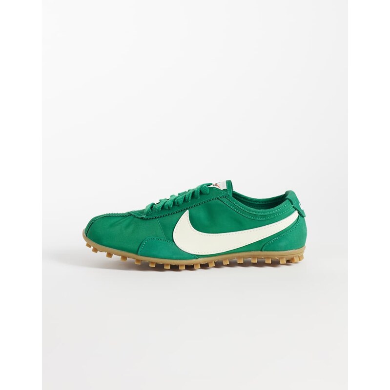 Nike Moon Shoe trainers in green