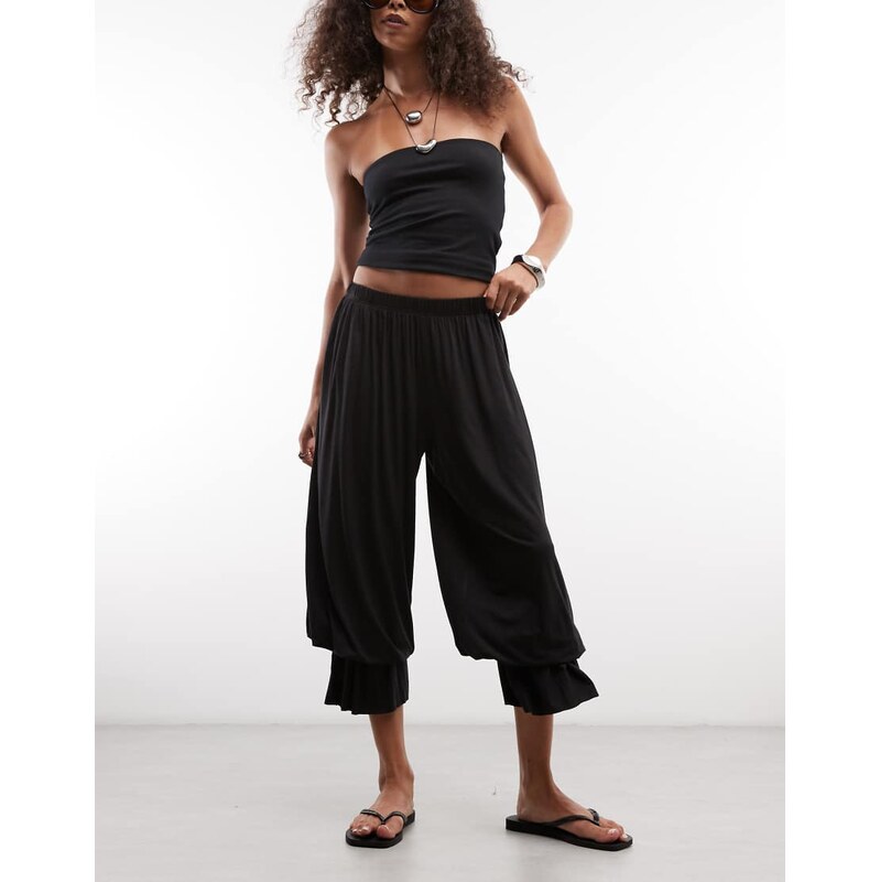 Monki balloon trousers in black