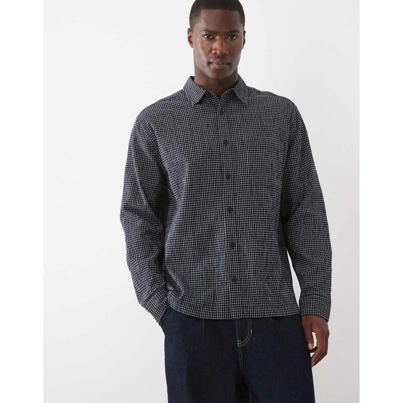 ASOS DESIGN relaxed micro check shirt in navy-Black