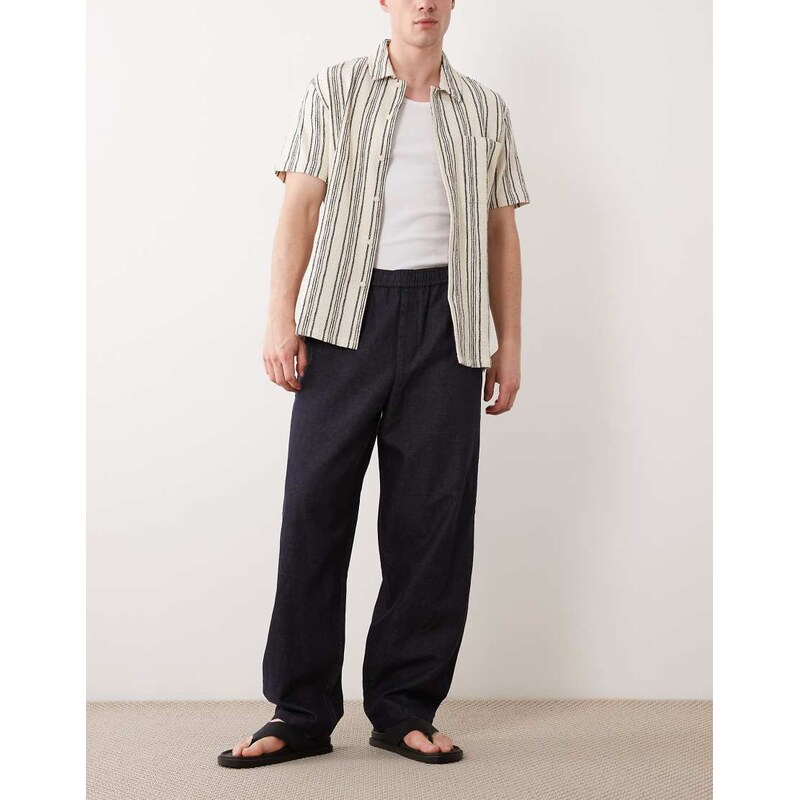 Selected linen blend barrel trousers in indigo wash-Navy