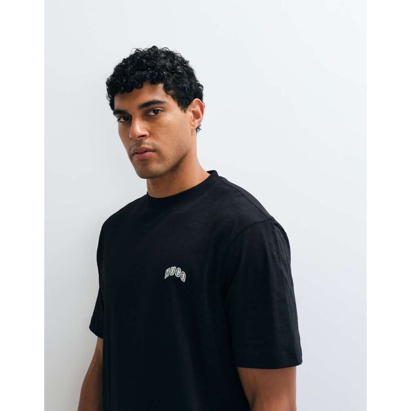 HUGO Blue Nowboi chest logo regular fit t-shirt in black
