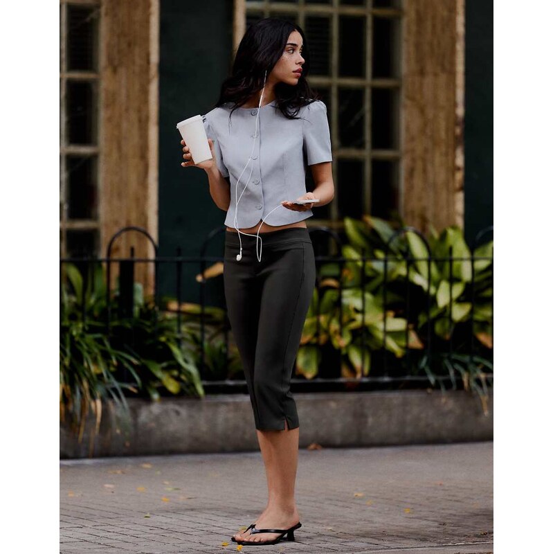 Bershka Bengaline capris in grey