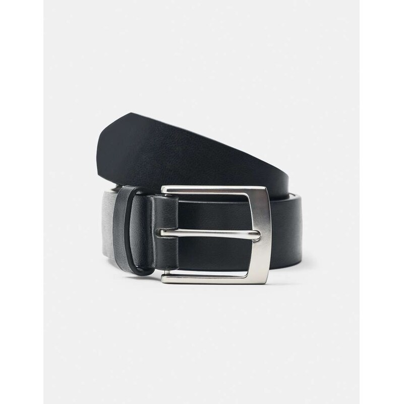 Pull&Bear Leather effect belt in black