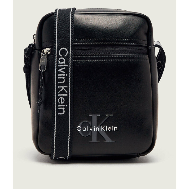 Calvin Klein Reportérka