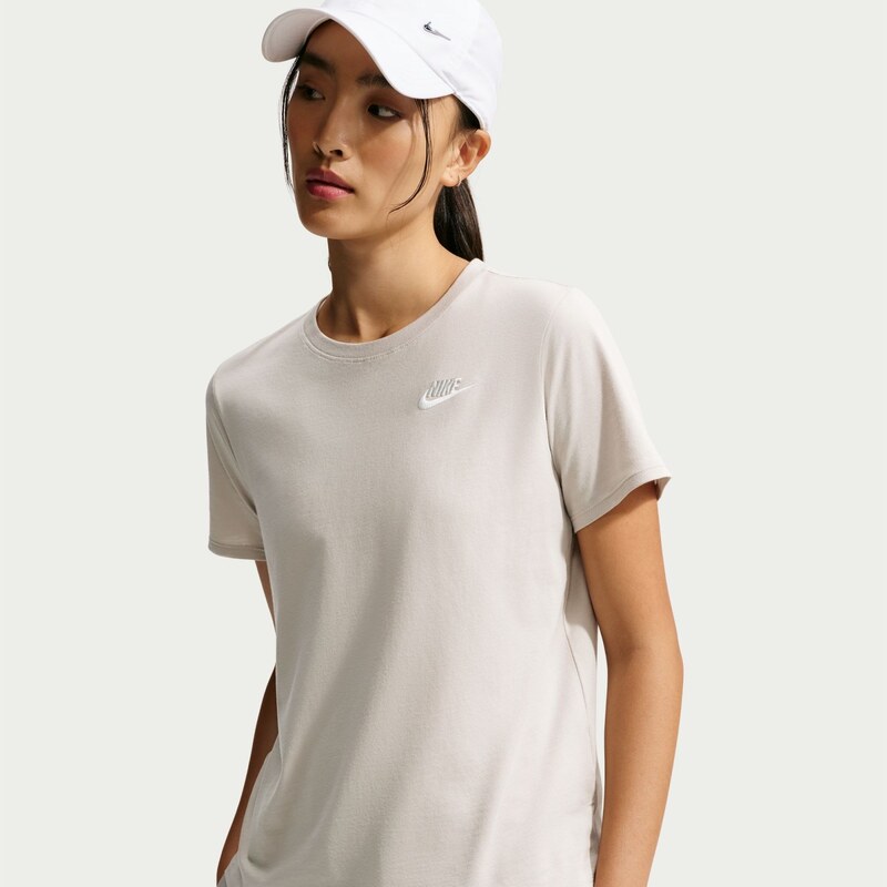 Nike Sportswear Club Essentials CREAM II