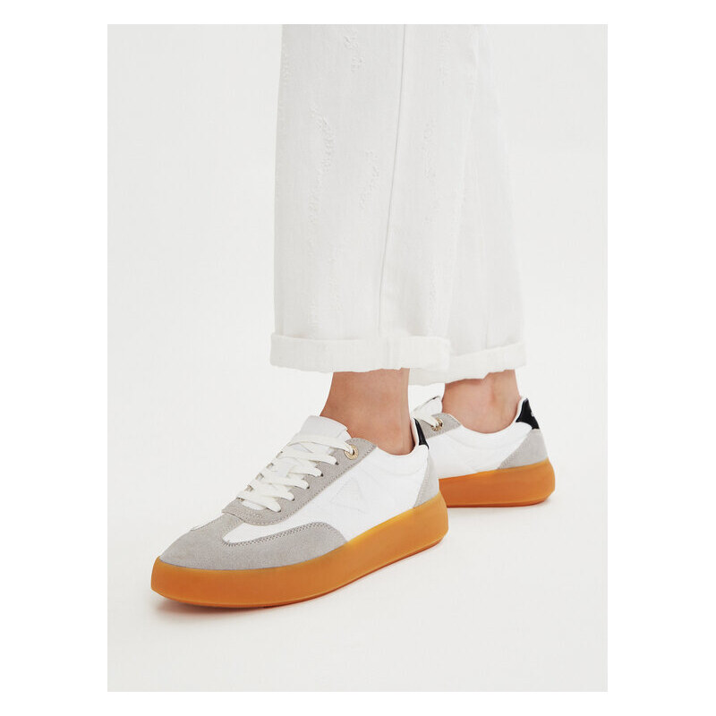 Sneakersy Guess