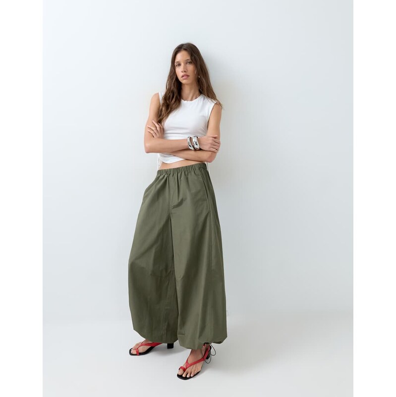 ASOS DESIGN pull on balloon trouser in khaki-Green