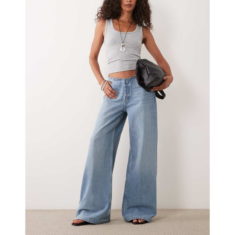 Mango relaxed jean in light blue