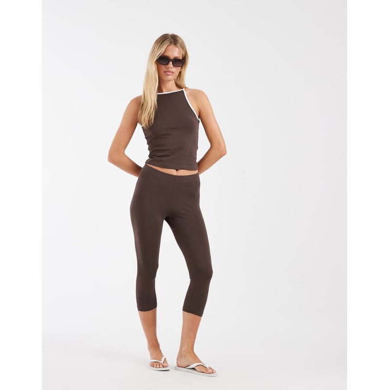 Noisy May capri trousers co-ord in chocolate brown