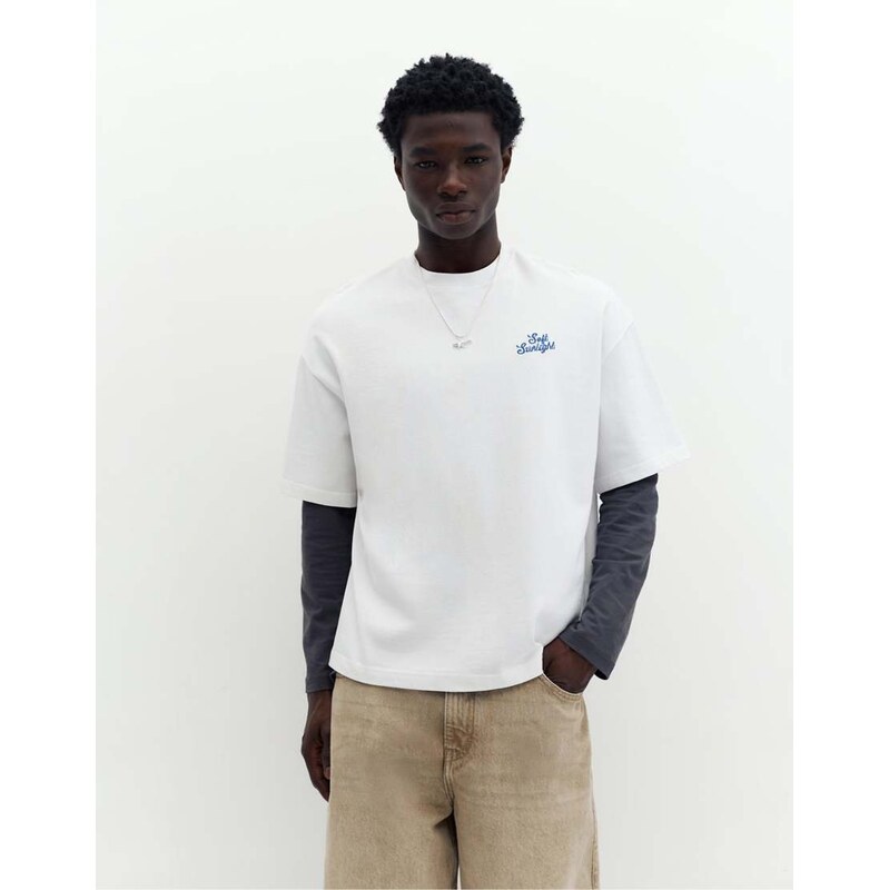 Pull&Bear Stwd peach graphic t-shirt in white
