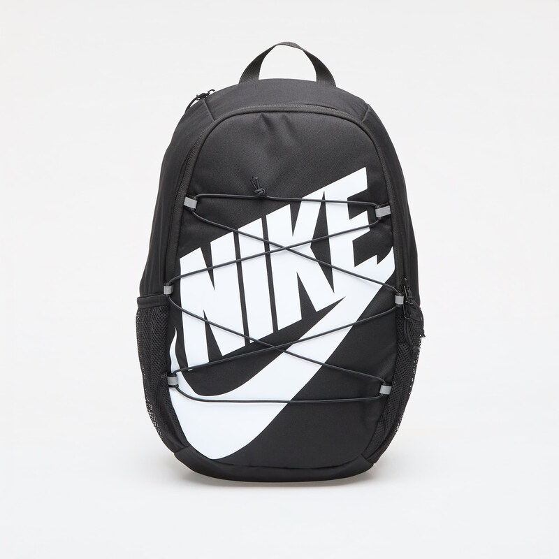 Batoh Nike Heritage Sweep Backpack 25L Black/ Black/ White 25 l
