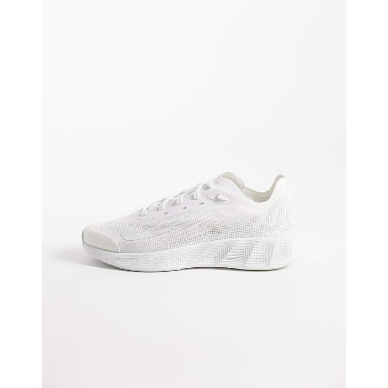 Nike Ava X trainers in white