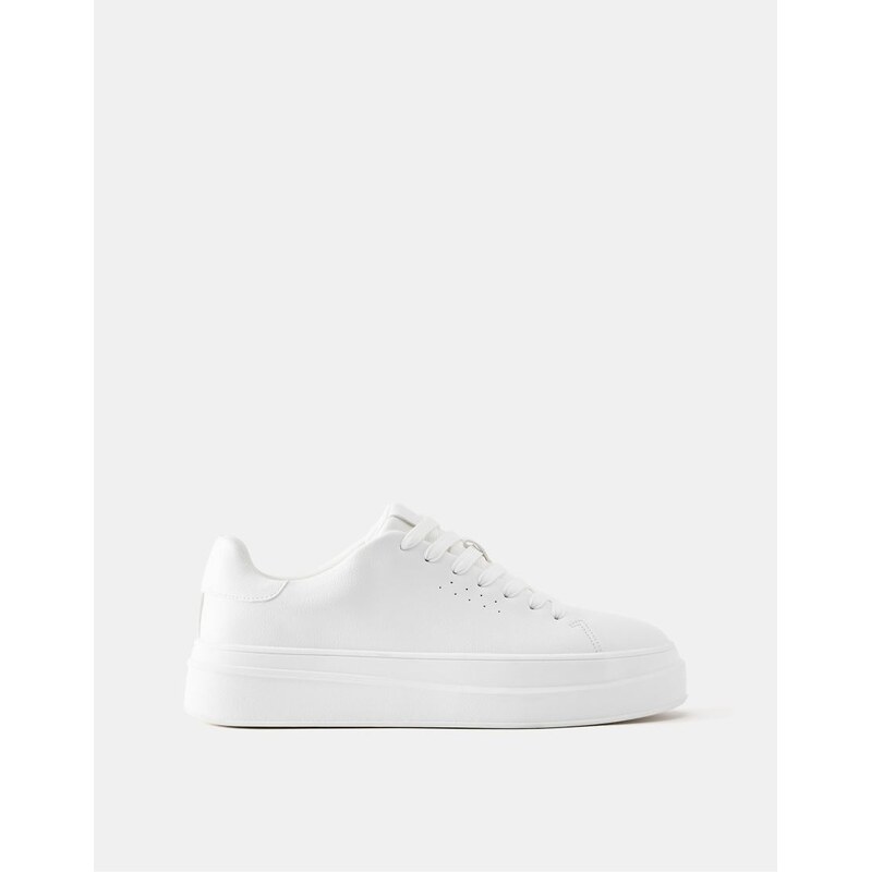 Pull&Bear Casual chunky trainers in white