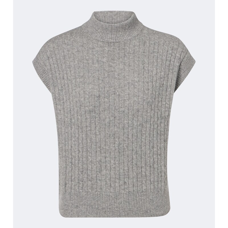 Eleventy Cashmere sweater