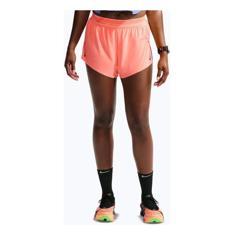 Dámské běžecké šortky Nike AeroSwift Dri-Fit ADV Mid-Rise 3