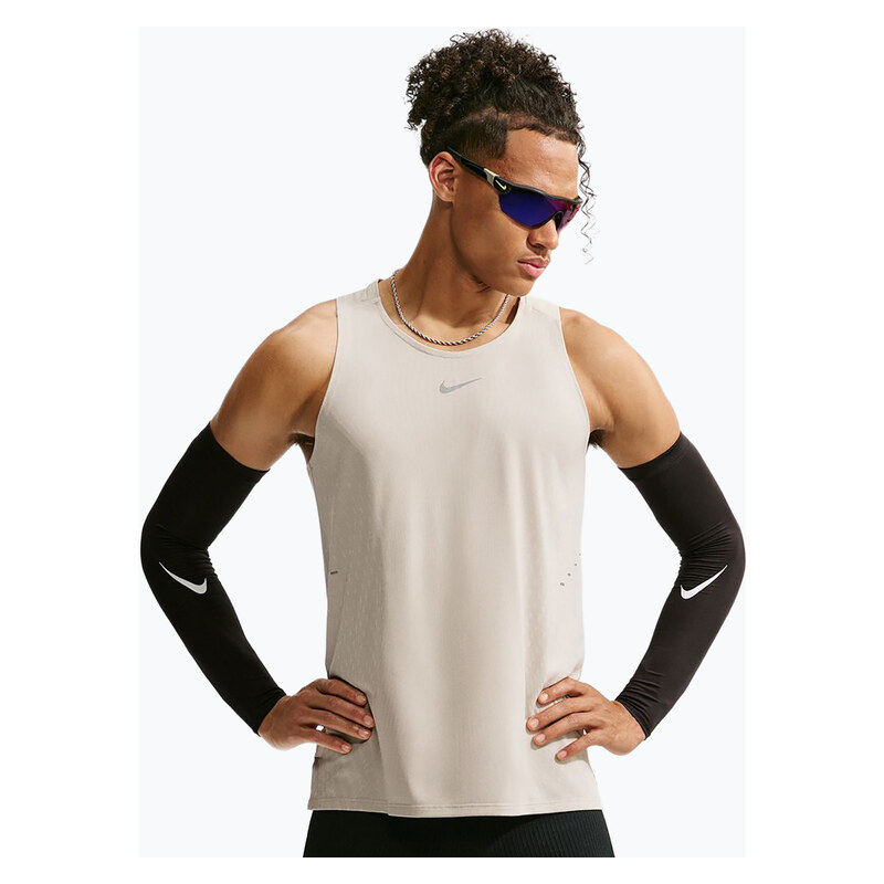 Pánské běžecké tričko Nike Stride cream Ii/sail