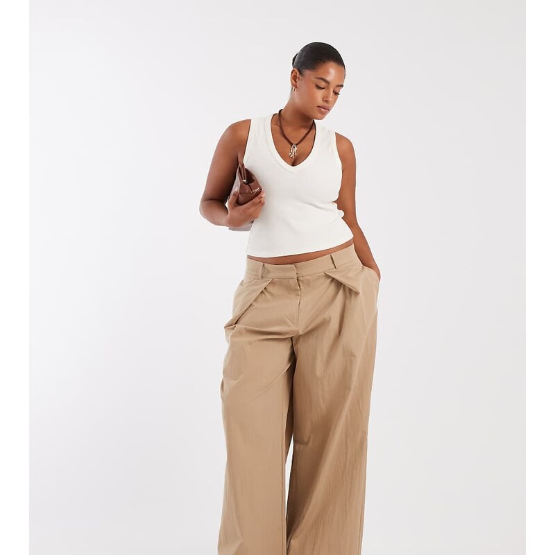 ASOS DESIGN Curve Tailored pleat front detail wide leg trousers