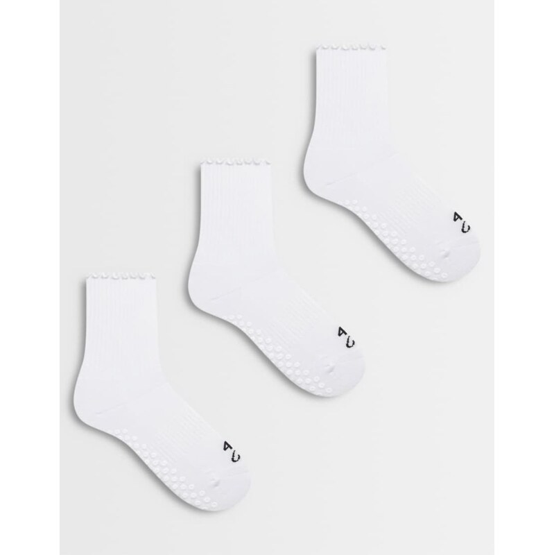 4505 3 pack non slip grip lettuce edge Pilates crew socks in