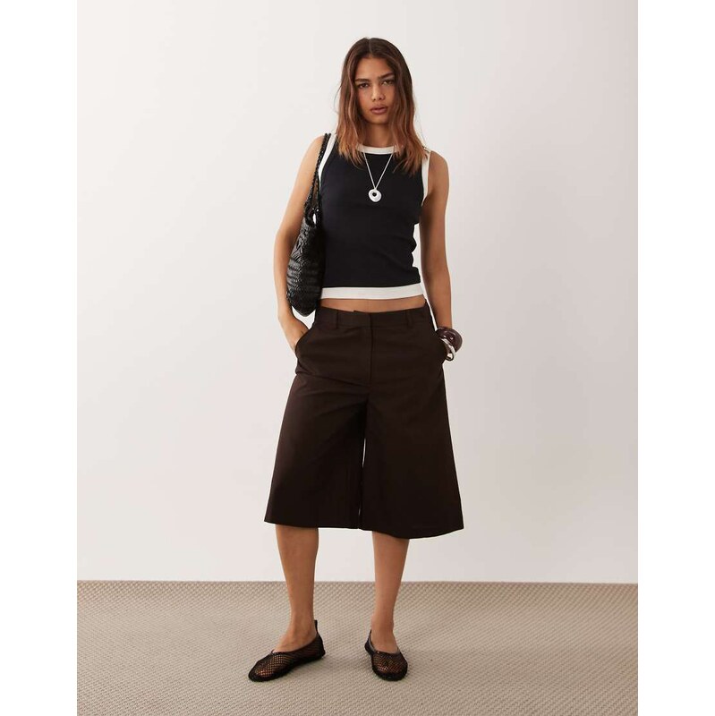 ASOS DESIGN wide leg clean bermuda short in chocolate brown