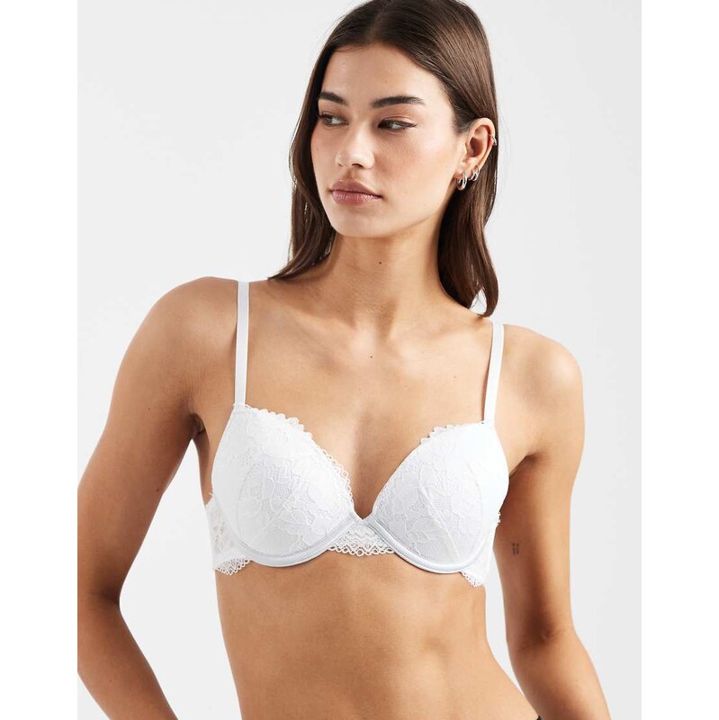 New Look lace t-shirt bra in white