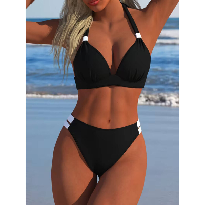Černé bikiny s kontrastními bílými detaily
