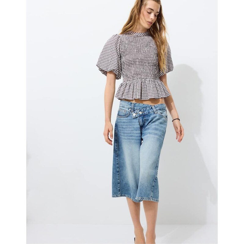 Stradivarius Short sleeve peplum blouse in ecru-White