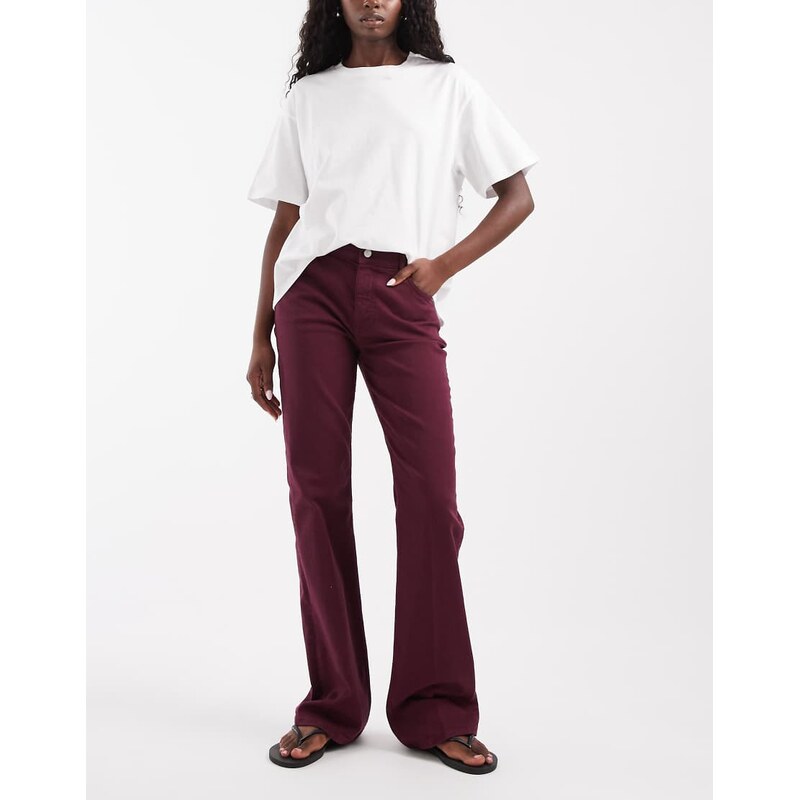 Gant stretch bootcut jeans in burgundy-Red