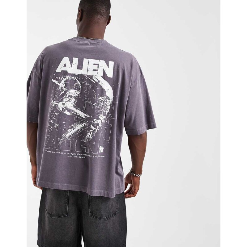 ASOS DESIGN oversized t-shirt with Alien print in Washed Grey