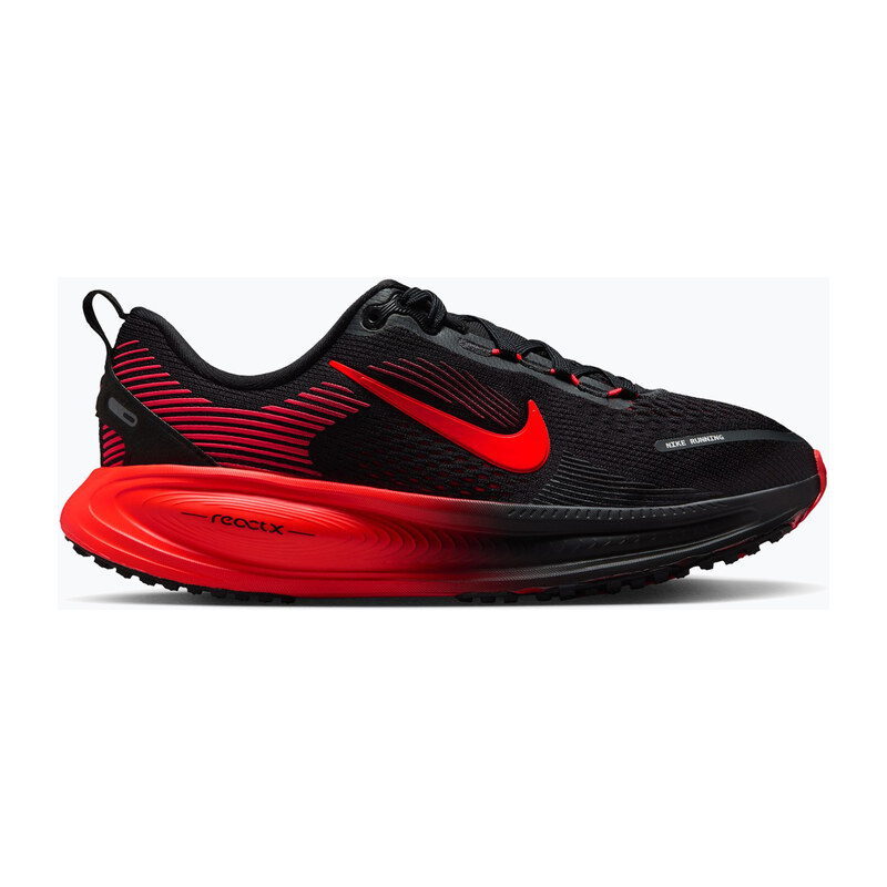 Dětské běžecké boty Nike Vomero 18 black/university red/bright