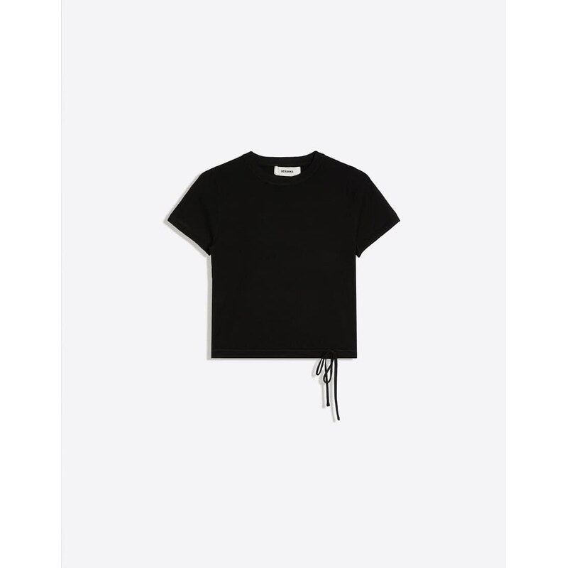 Bershka Round neck short-sleeved t-shirt in black