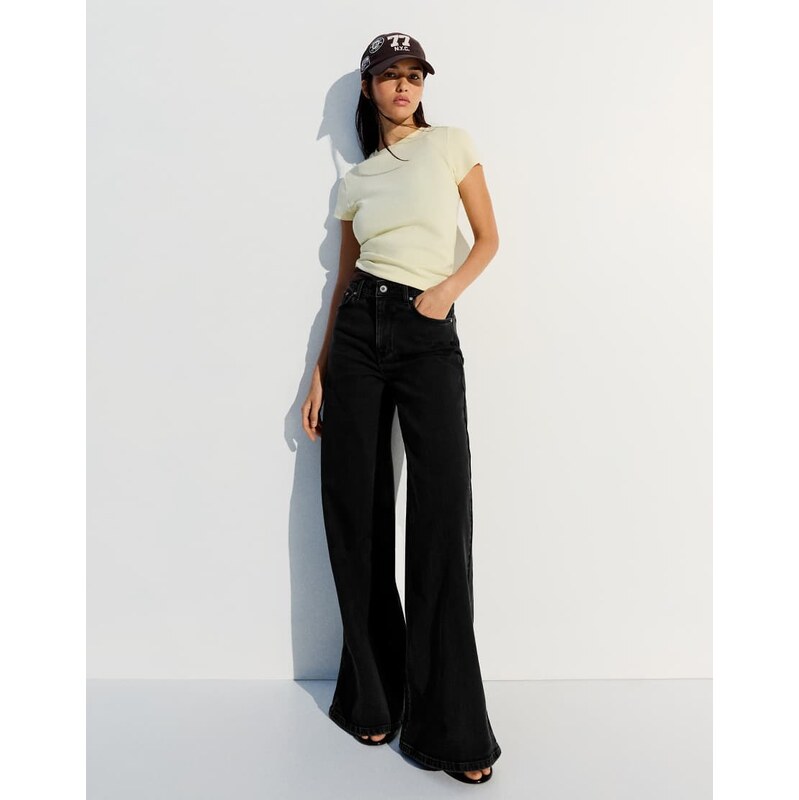 Bershka High-waist wide-leg jeans in black