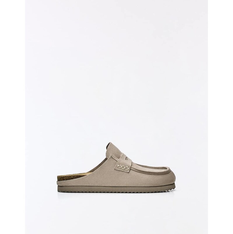 Bershka Mule clogs with mask detail in beig-Neutral