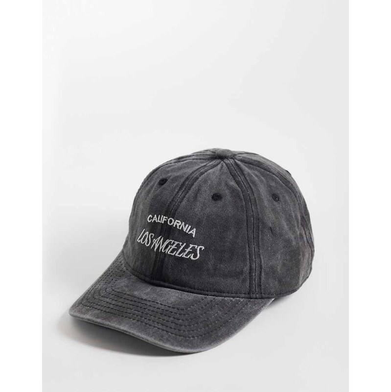 Sui Ava Los Angeles Cap in washed black