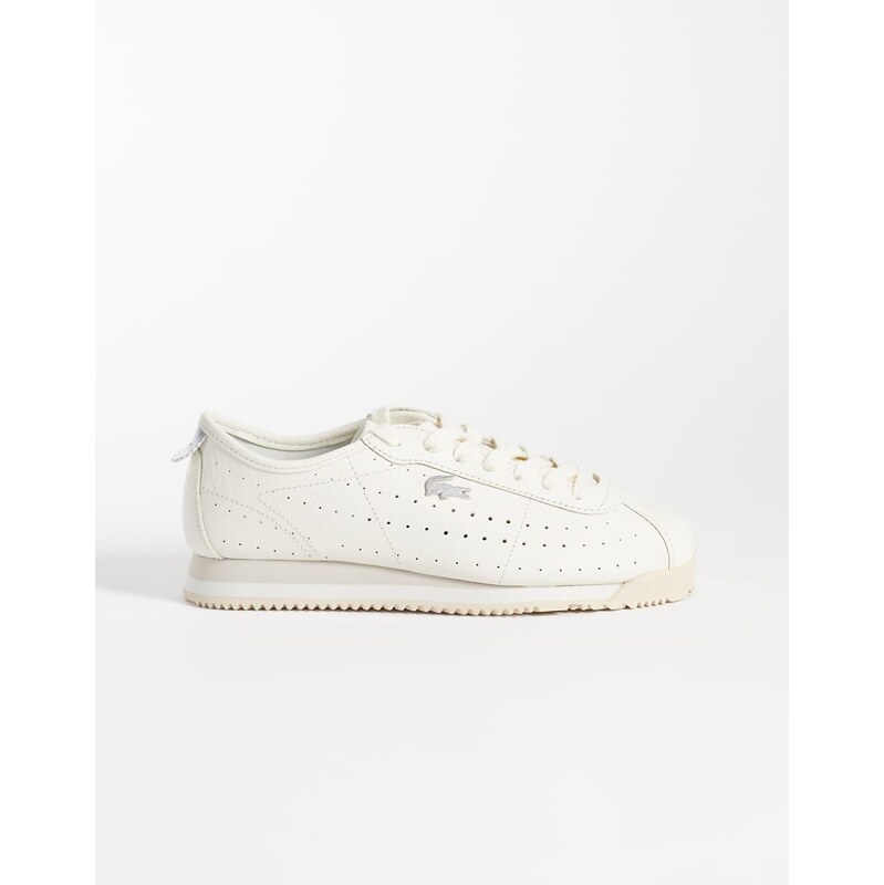 Lacoste club-low spot detail gumsole trainer in cream-White
