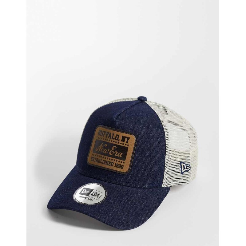 New Era patch logo trucker cap in navy