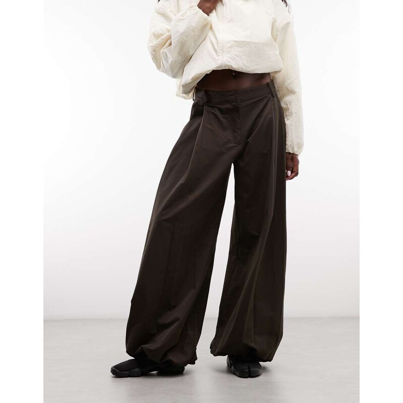 Monki woven balloon trousers in dark brown