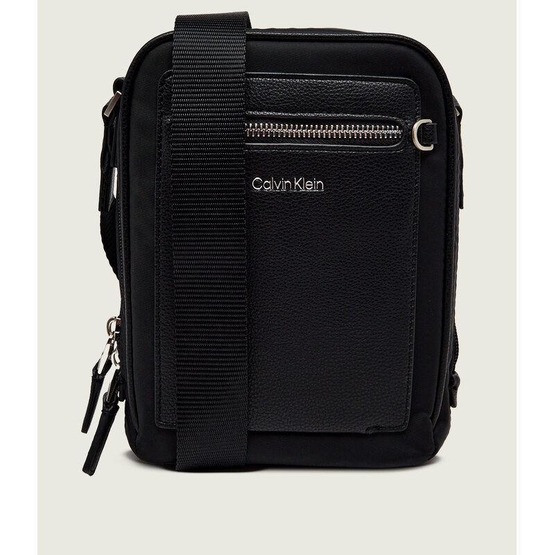 Calvin Klein Reportérka