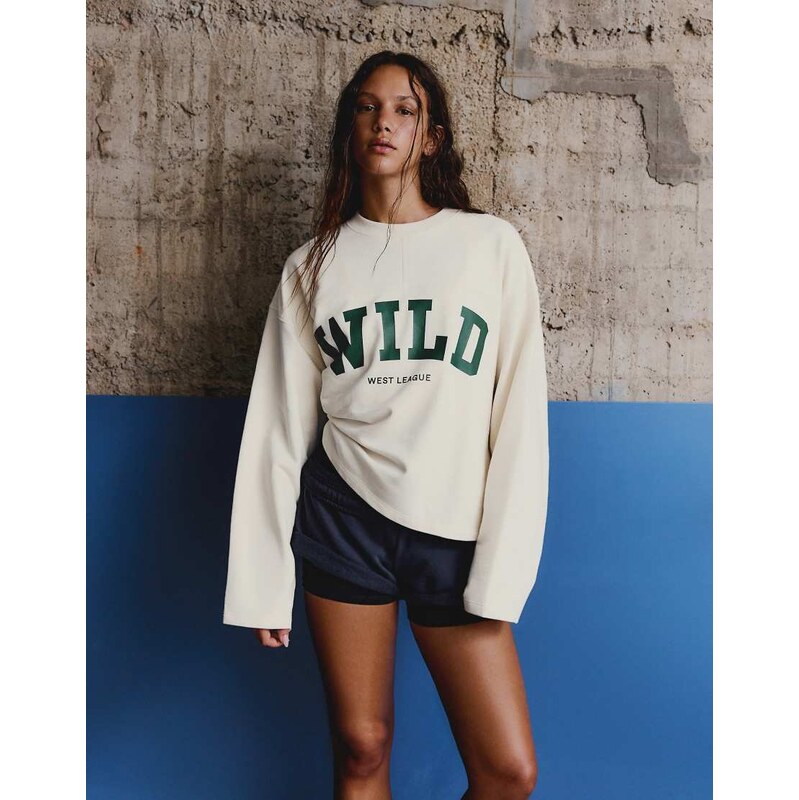 Bershka Printed round neck sweatshirt in white