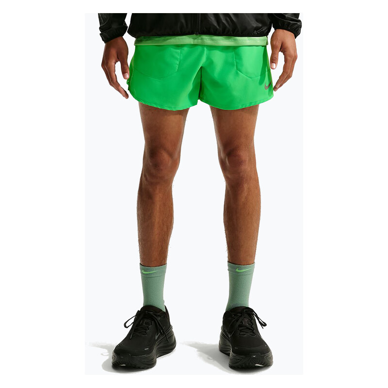 Pánské šortky Nike Stride Dri-Fit Brief-Lined 5 green spark