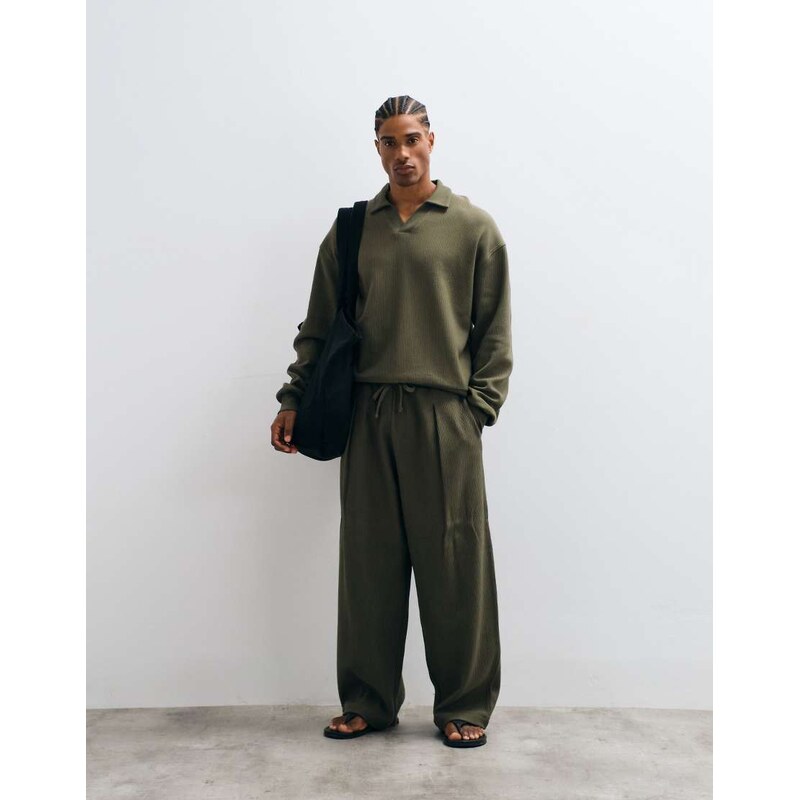ASOS DESIGN ribbed textured oversized balloon jogger in green