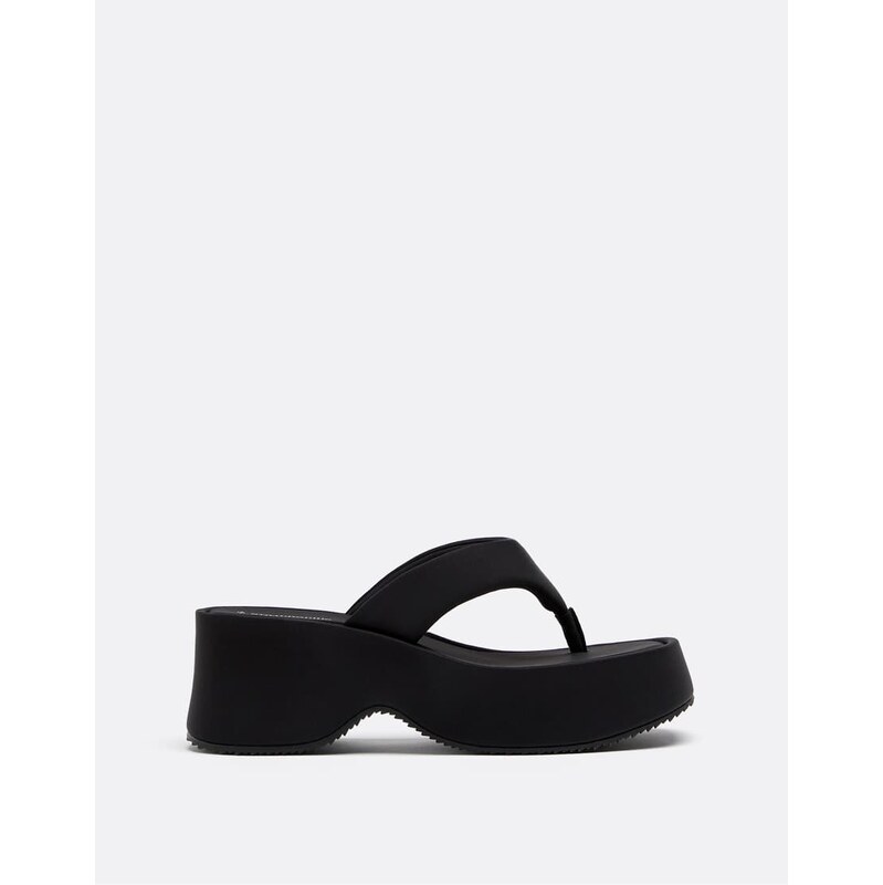 Stradivarius Platform thong sandals in black