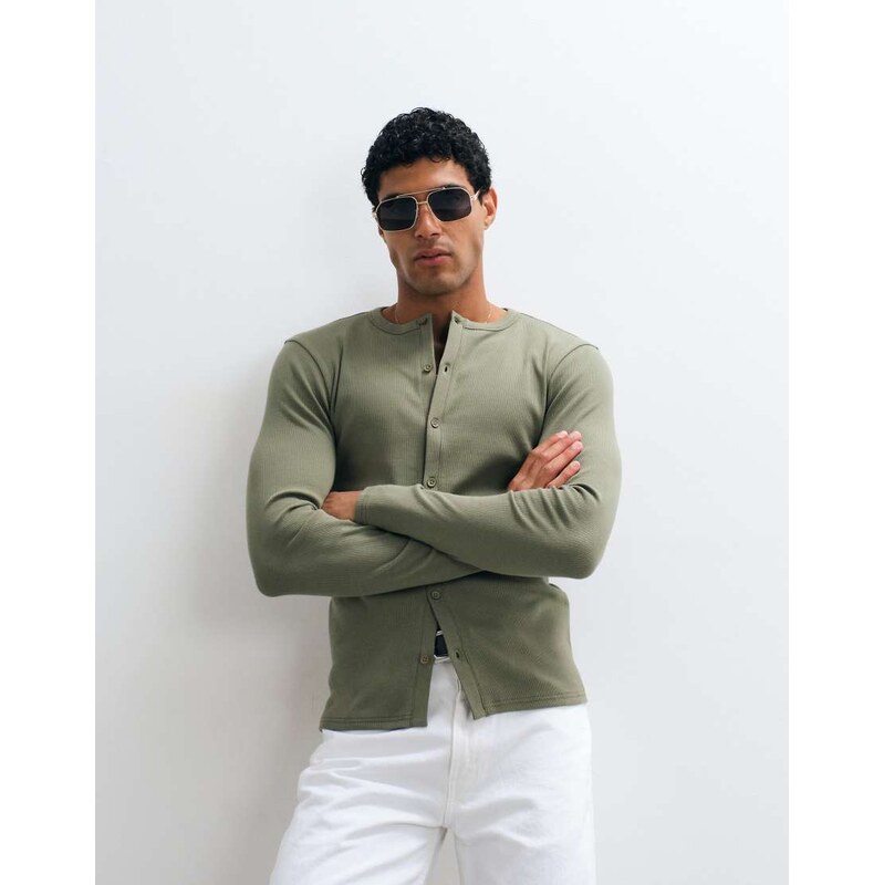 ASOS DESIGN muscle fit t-shirt with henley button through in