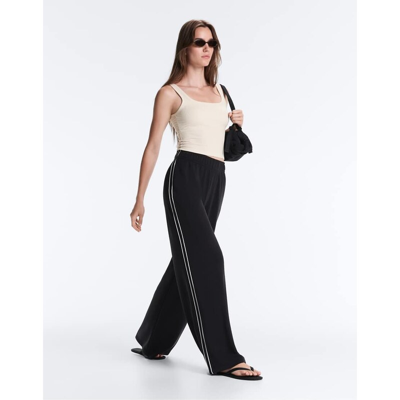OYSHO Wide-leg modal piping trousers in black